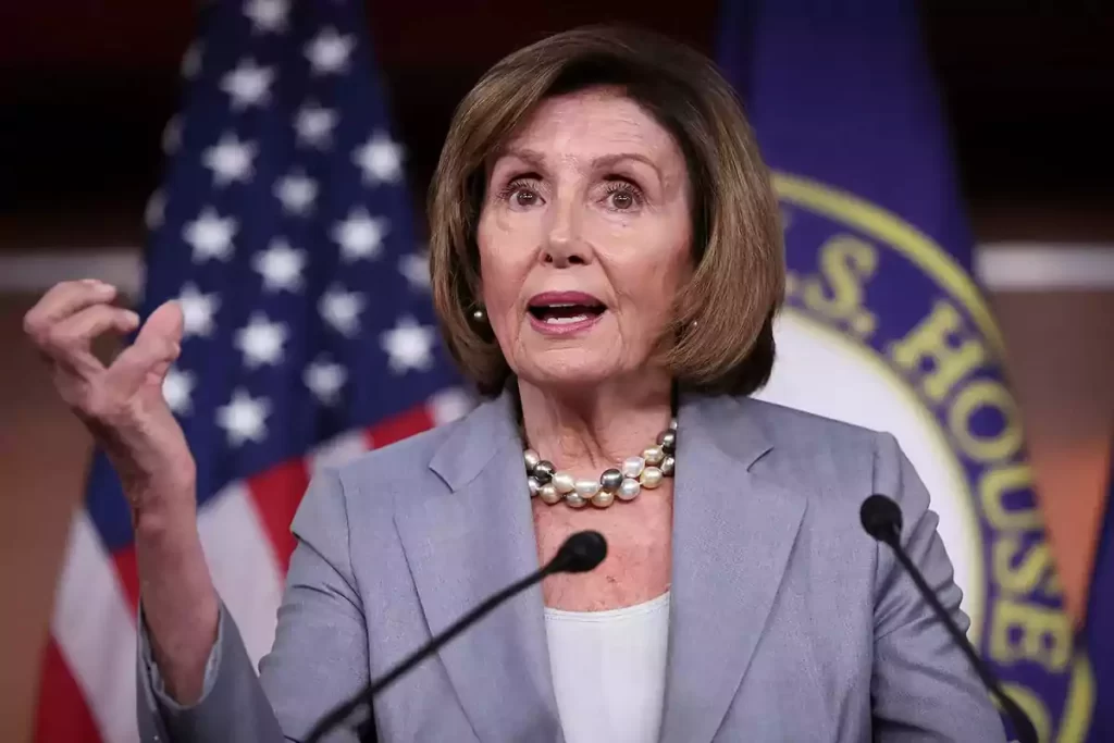Nancy Pelosi vendió numerosas acciones de Nvidia previo a su caída
