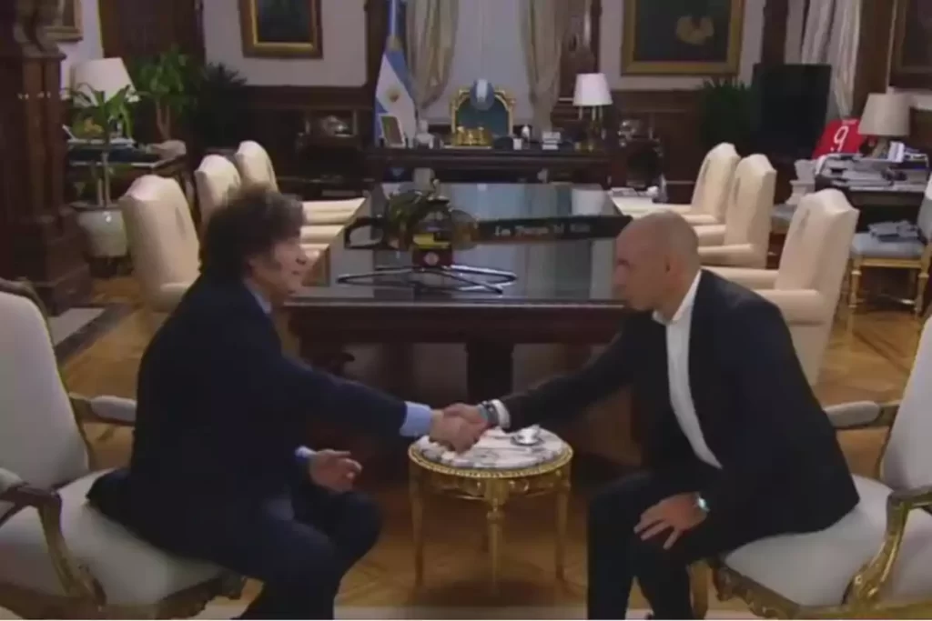 Javier Milei fue entrevistado y destruyó a todo el Partido del Estado