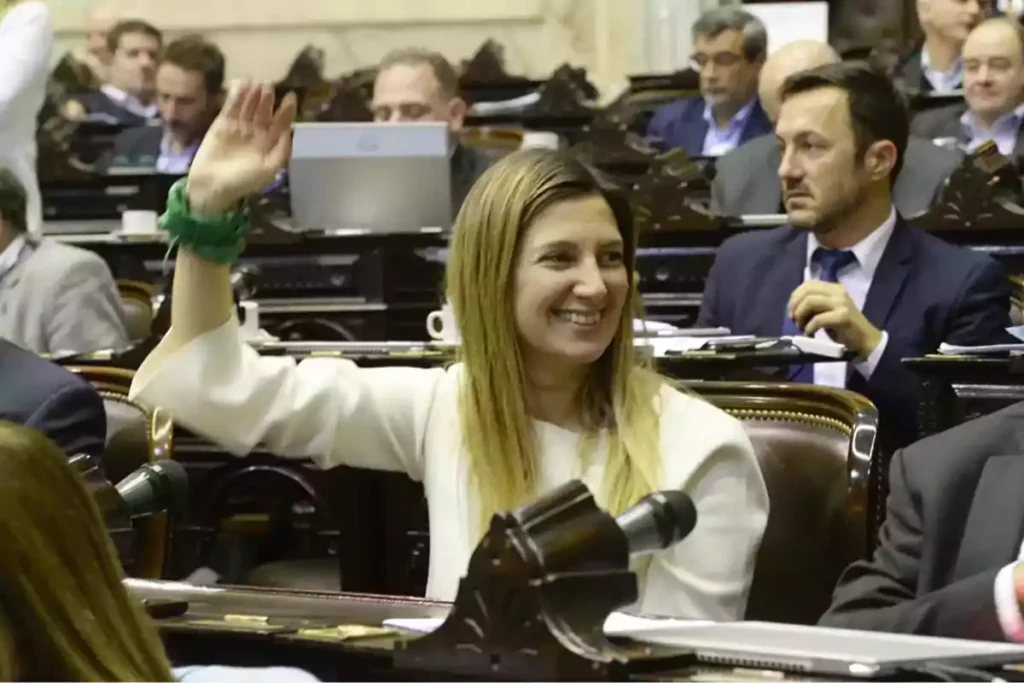 El día que Lospennato, Lousteau y Máximo se aliaron para despenalizar el aborto