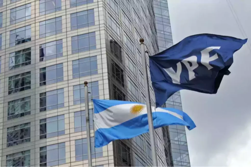 YPF no deberá entregarle sus acciones a los ingleses