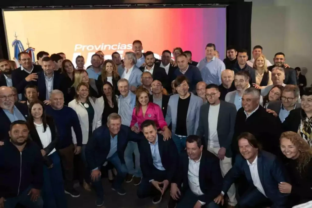 partidos distintos, pero cada vez más iguales en la práctica