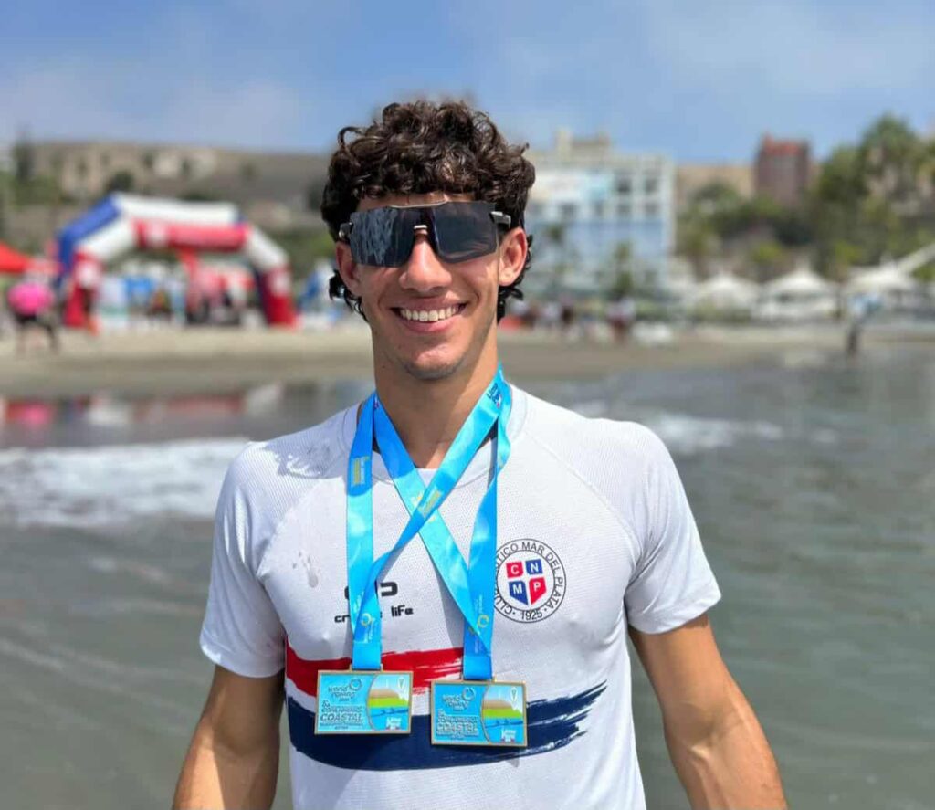 Doble medalla de oro para Santiago Ferrer Ferrero en Perú