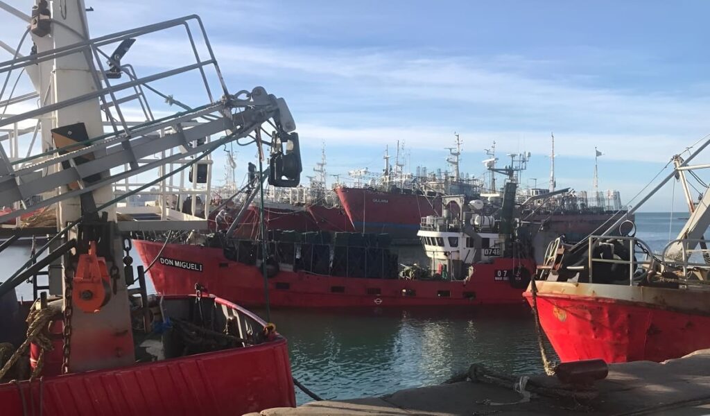 El CFP desactiva el FOP y ordena la zafra de langostino con nuevas reglas para la flota fresquera